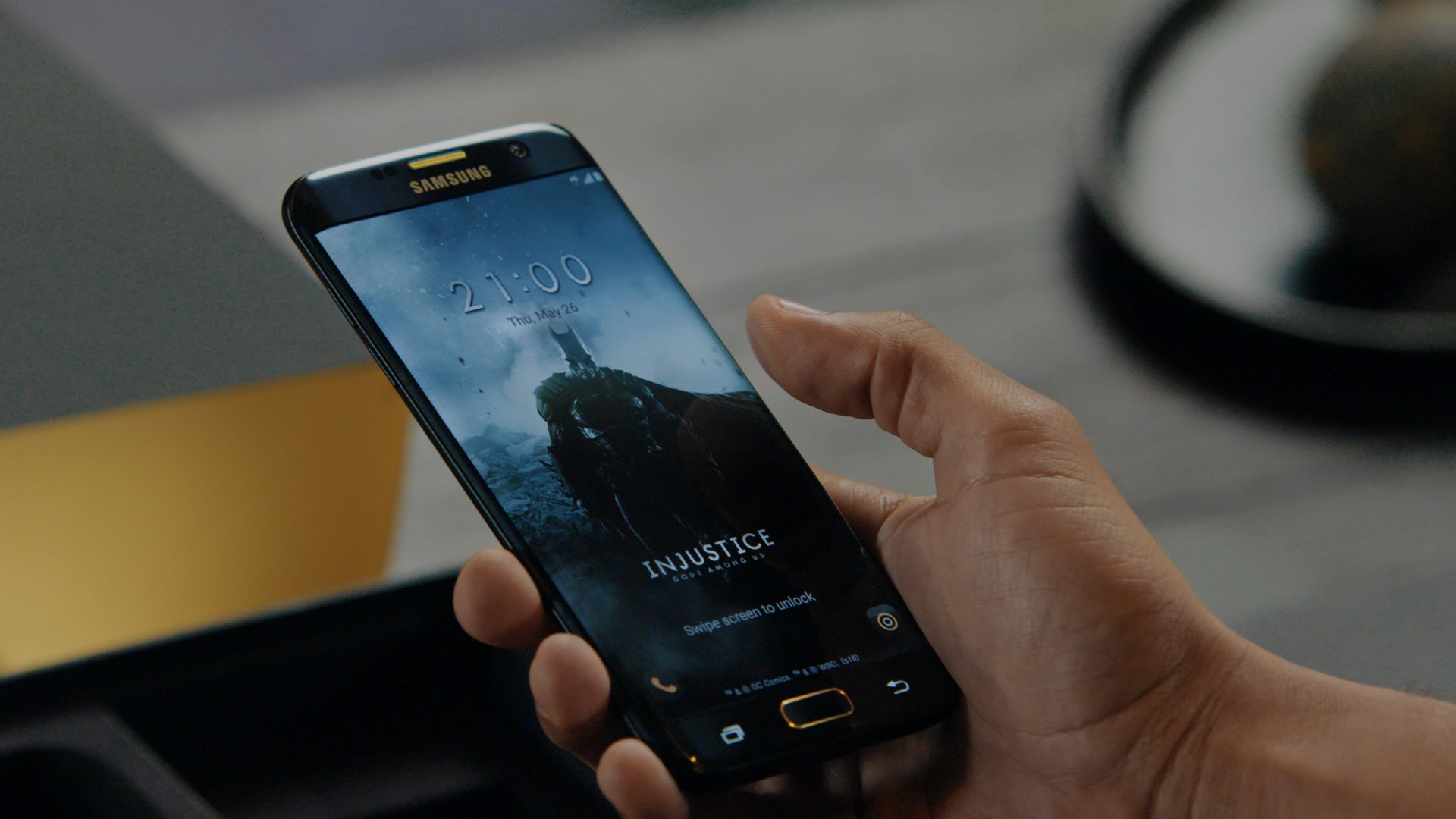 Presentan Samsung Galaxy S7 Edge edición Batman