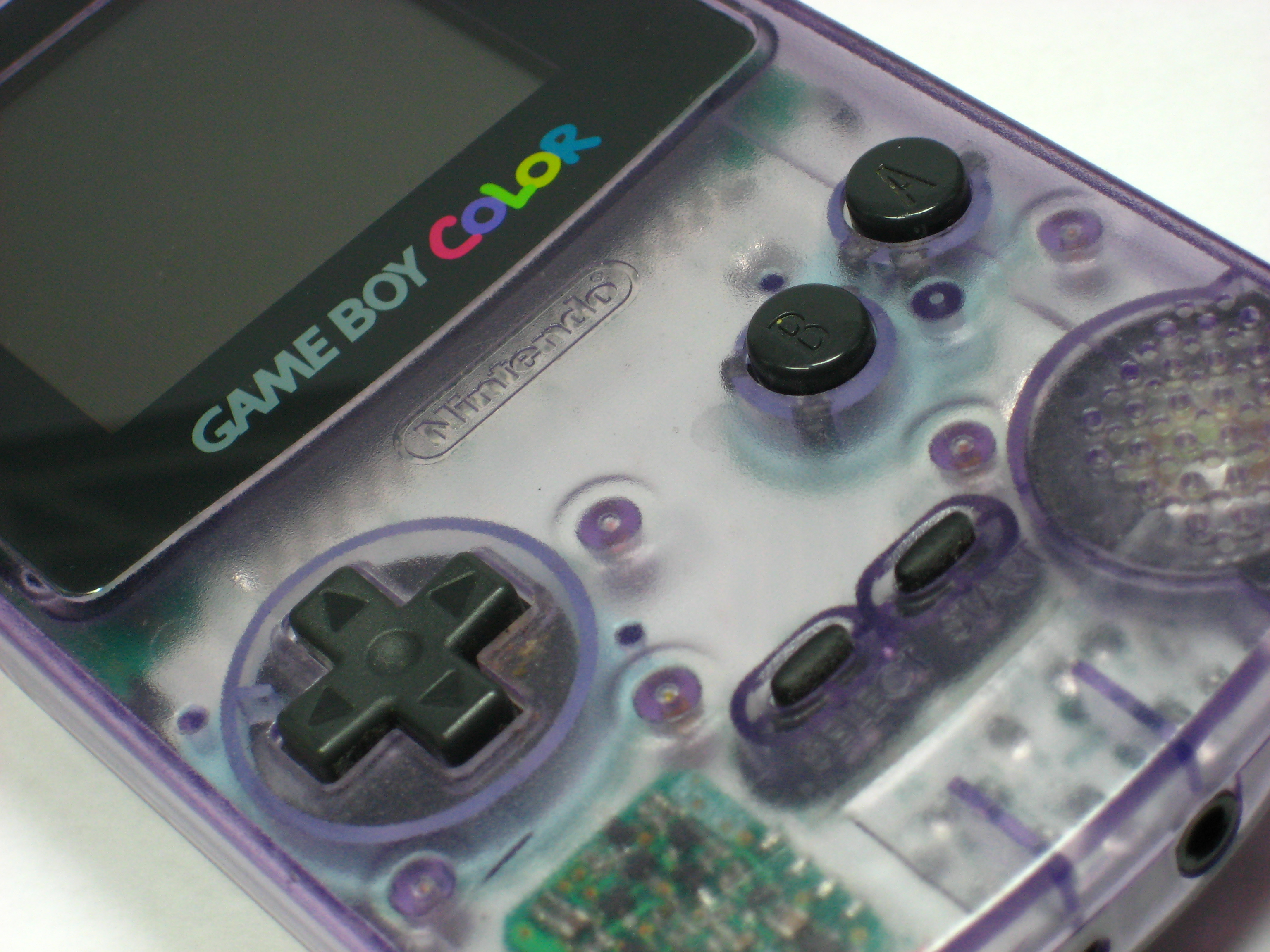 nintendo_gameboy_colour_clear_plastic_shell_dec2007