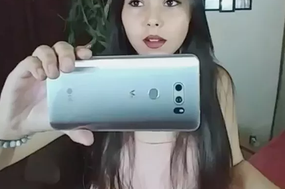 LG V30