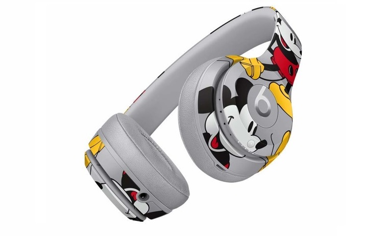 beats solo3 mickey mouse disney 2